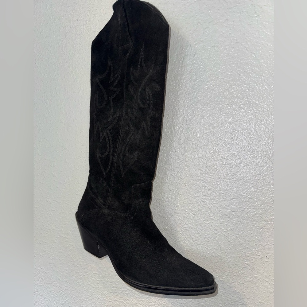 Zara Black Suede Women's Boots size 37 gently used - Picture 2 of 8